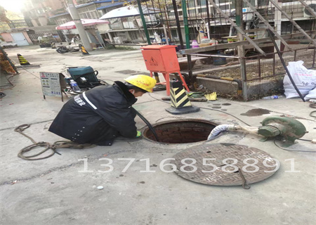 非开挖顶管污水管道胀管和裂管修复法